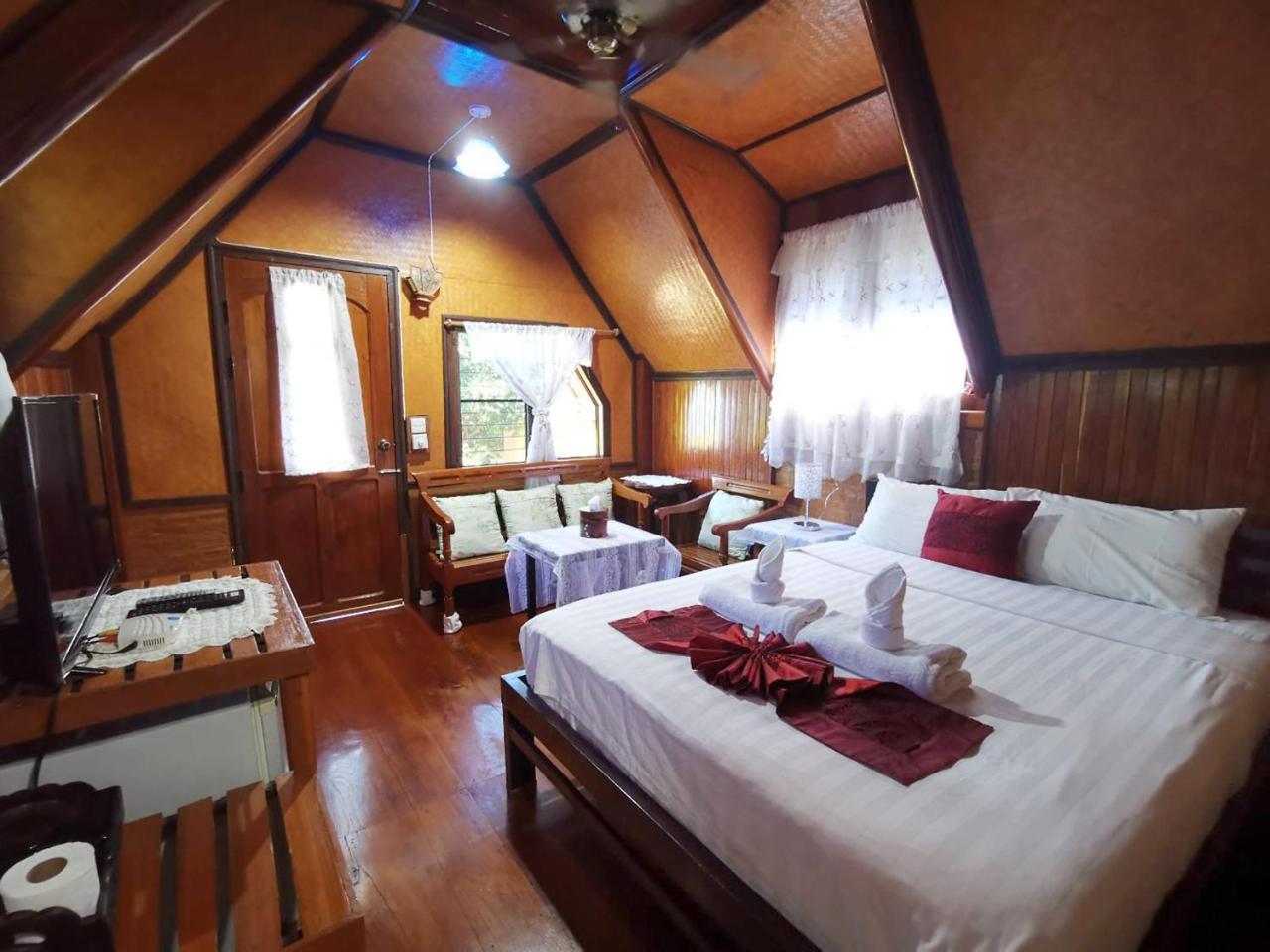 Ban Phumon Talang Resort Ban Mon Talaeng Buitenkant foto