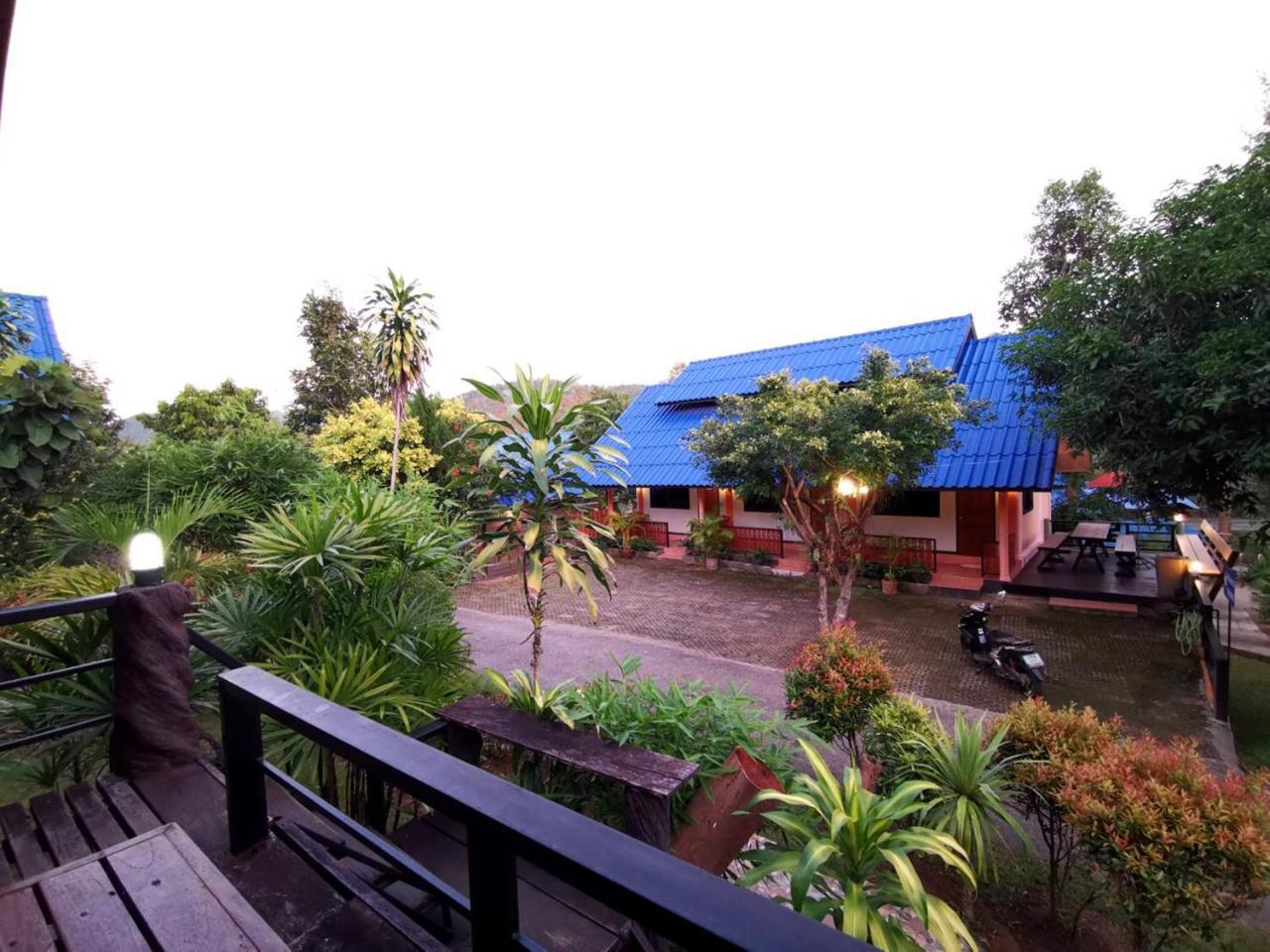 Ban Phumon Talang Resort Ban Mon Talaeng Buitenkant foto