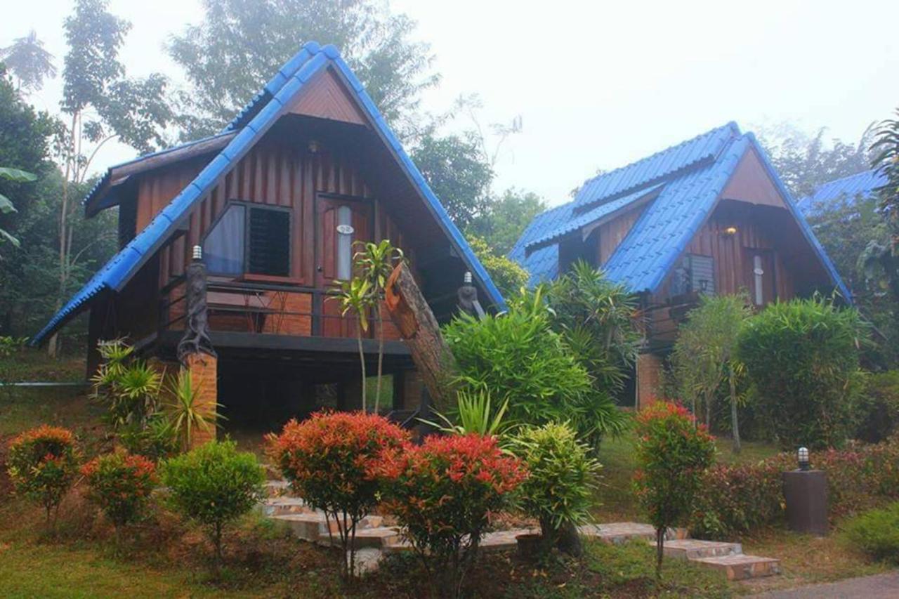 Ban Phumon Talang Resort Ban Mon Talaeng Buitenkant foto